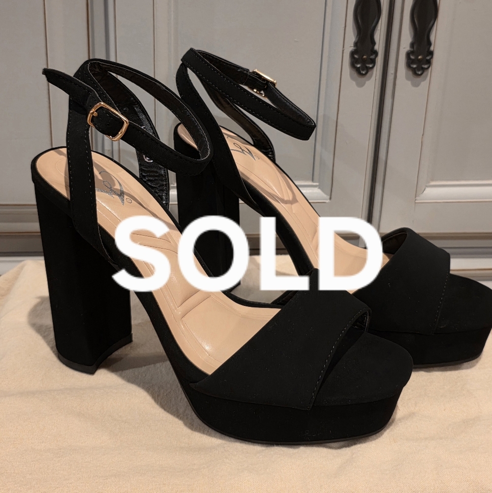 Windsor Elegant Black Platform Heels, 7.5